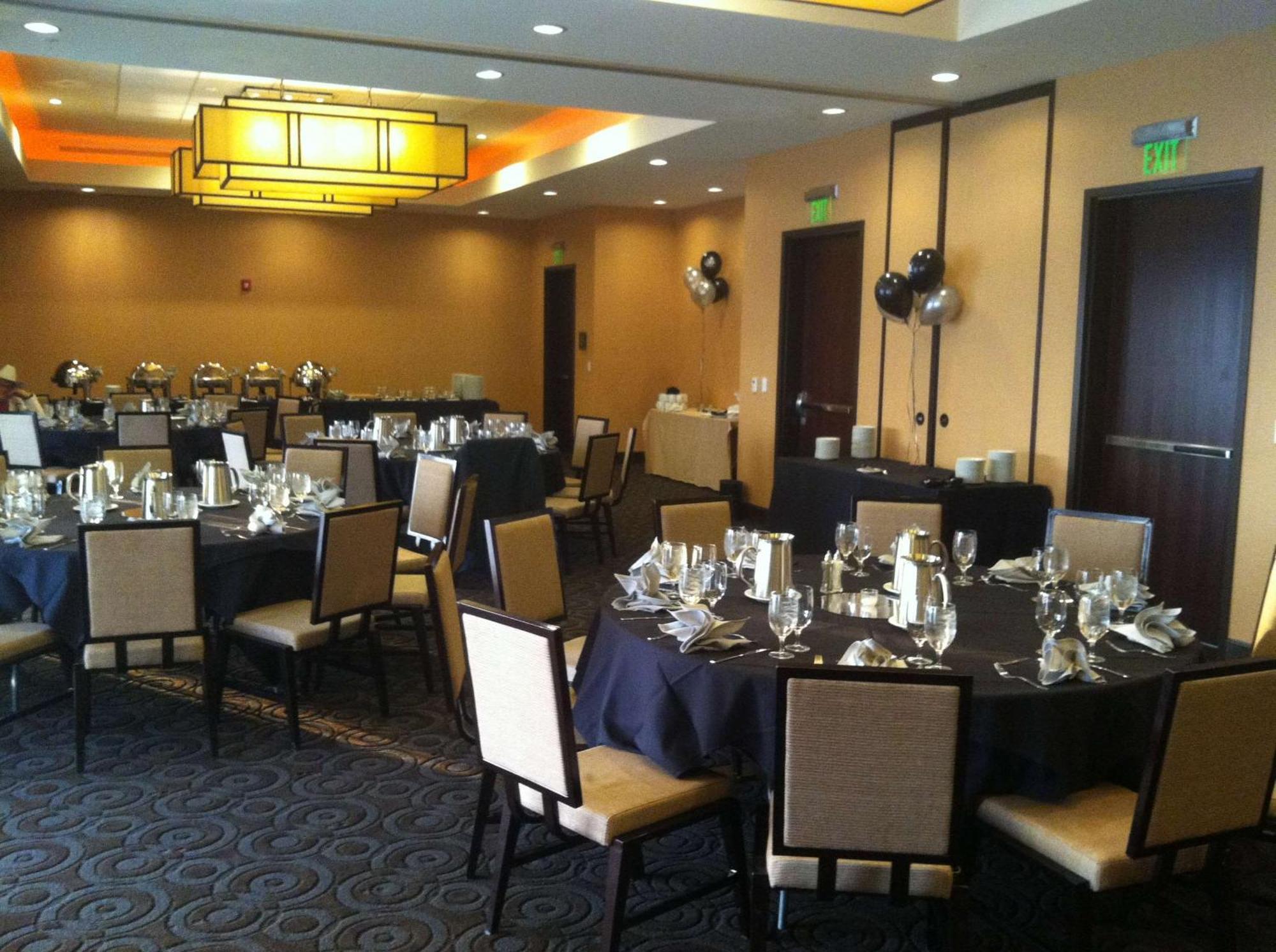 Embassy Suites By Hilton Salt Lake West Valley City Exterior foto